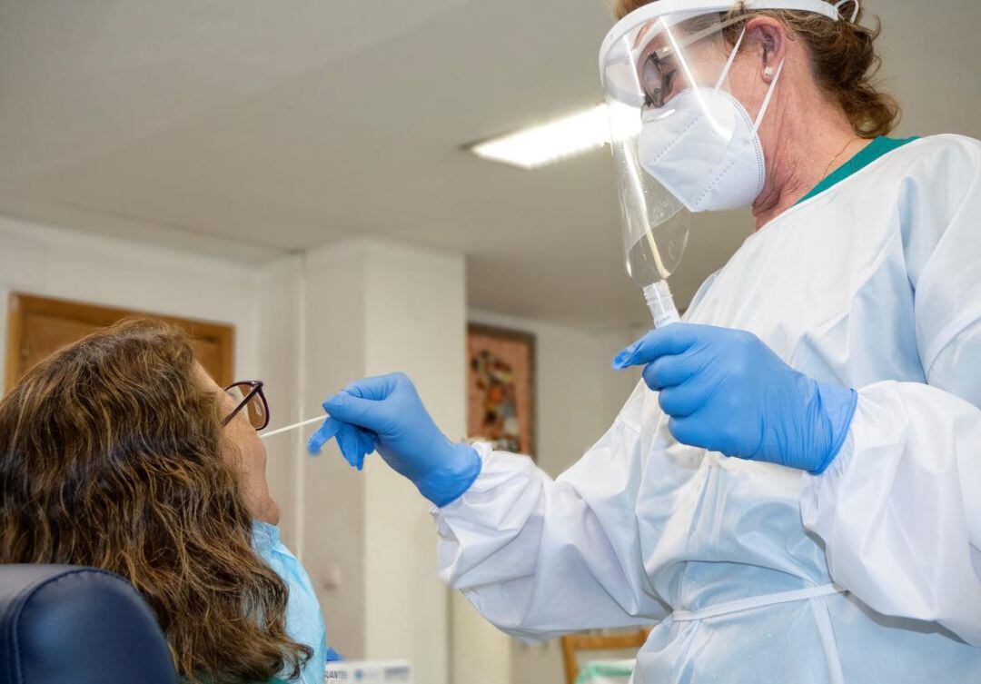 El número de ingresados en el Virgen de la Luz supera los peores registros de la segunda ola