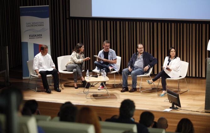 La presentación del San Sebastián Gastronomika 2014 ha contado con la presencia de los chefs Martín Berasategui y Andoni Aduriz.