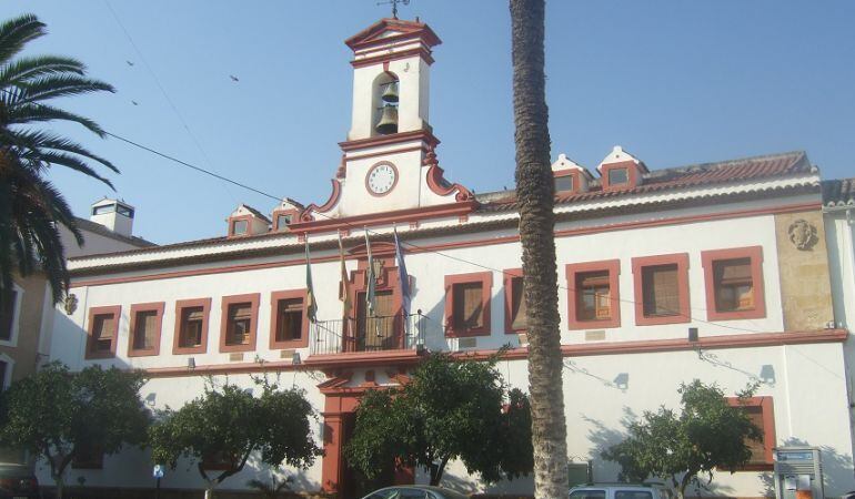 Edificio de la casa consistorial de Lopera