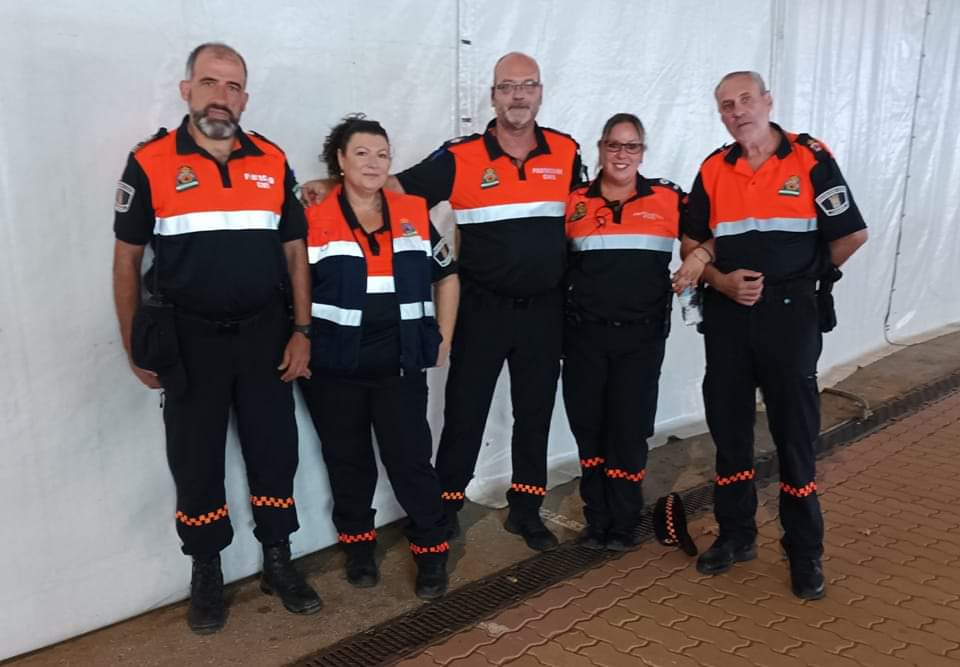 Cuerpo de voluntarios de Protección Civil en la Feria de Linares