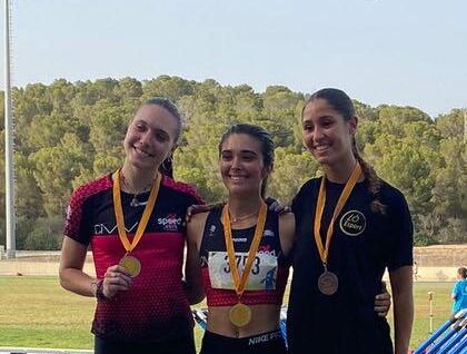 L'atleta del Lô Esport Menorca (dreta) va pujar dues vegades al podi.