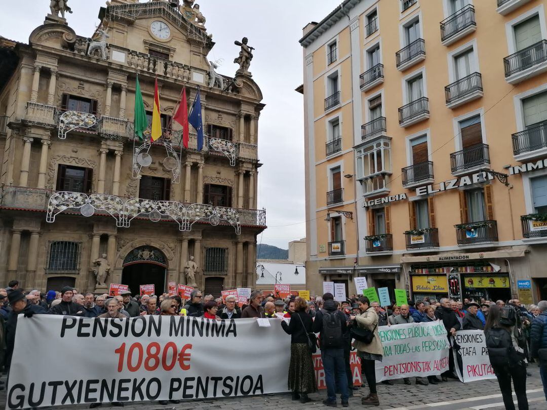 En Pamplona, organizaciones de pensionistas en Navarra se concentrarán en la plaza del Ayuntamiento de Pamplona