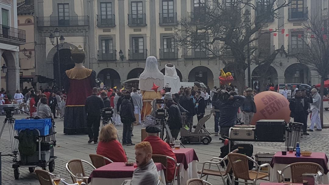 Rodaje de una película china en la Plaza Mayor de Segovia