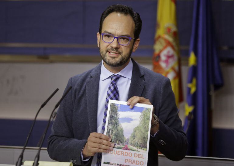 El portavoz del PSOE en el Congreso, Antonio Hernando.