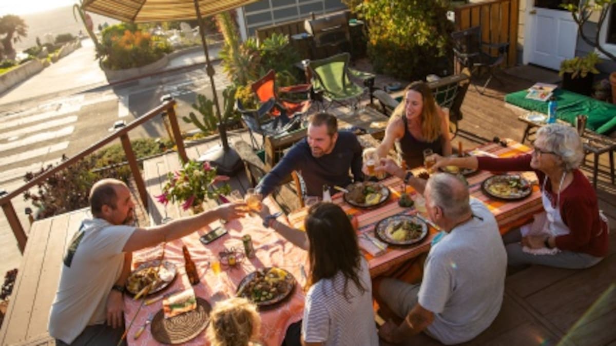 La Ventana a las 16h | El difícil arte de hablar de política en familia