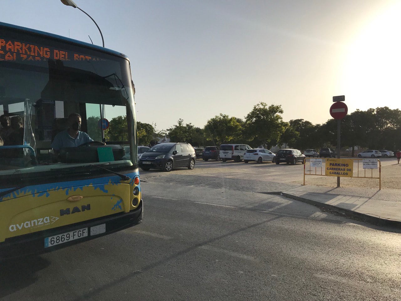 Buses lanzadera sanlúcar carreras de caballos