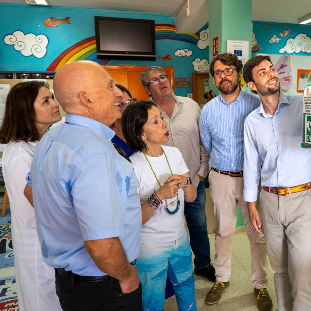 El Ayuntamiento de Cartagena instala un desfibrilador en el IES San Isidoro de Los Dolores