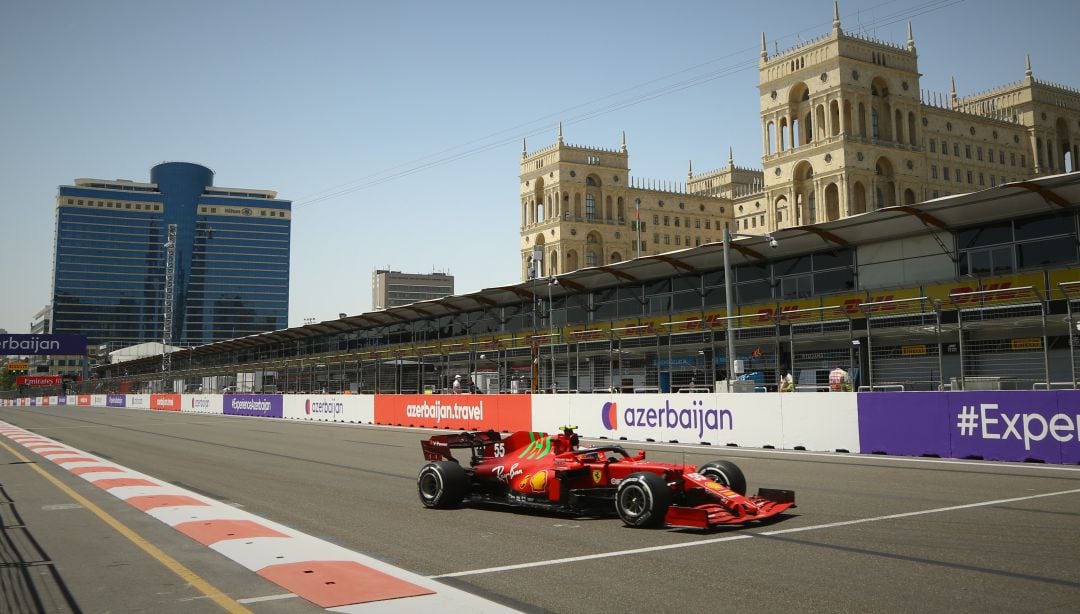 Carlos Sainz, en un momento del Gran Premio de Azerbaiyán