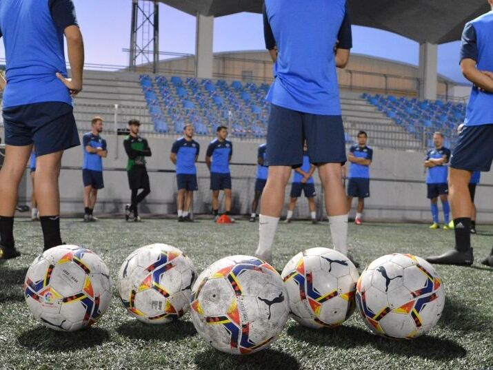 El primer equipo durante un entrenamiento