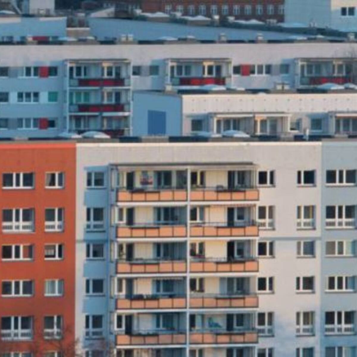 Las nuevas viviendas de protección oficial tendrán 150 m2 para familias numerosas especiales de la región