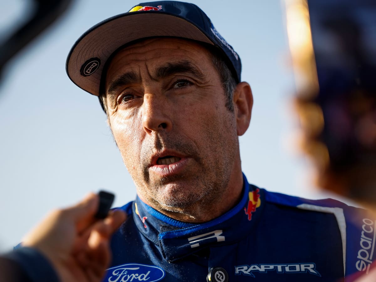 Susto para Nani Roma: perdió una rueda a 500 metros de la meta y peligra el podio