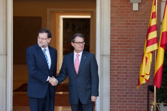 Mas i Rajoy, a l&#039;entrada de l&#039;edifici de Presidència de La Moncloa.