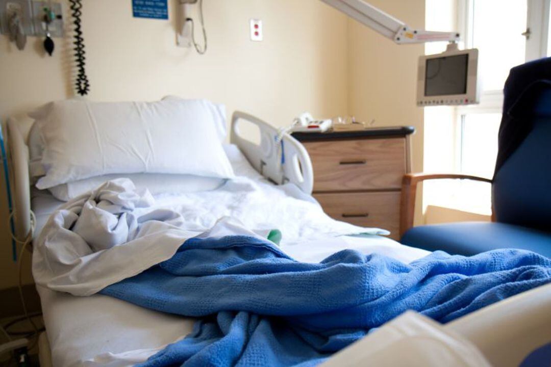 Cama de hospital