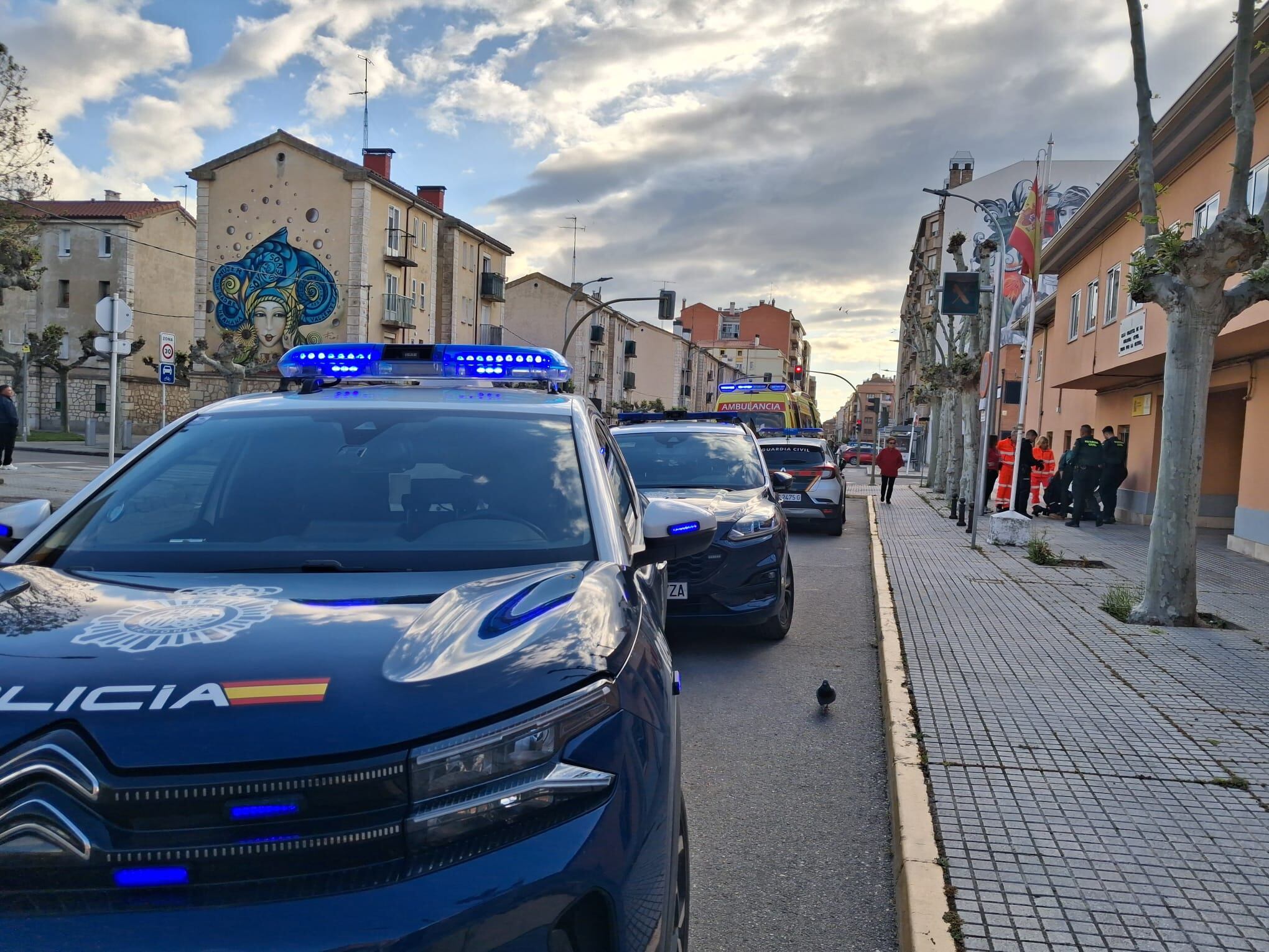 La Policía ha custodiado al herido implicado en la pelea hasta la llegada de los servicios de Emergencias
