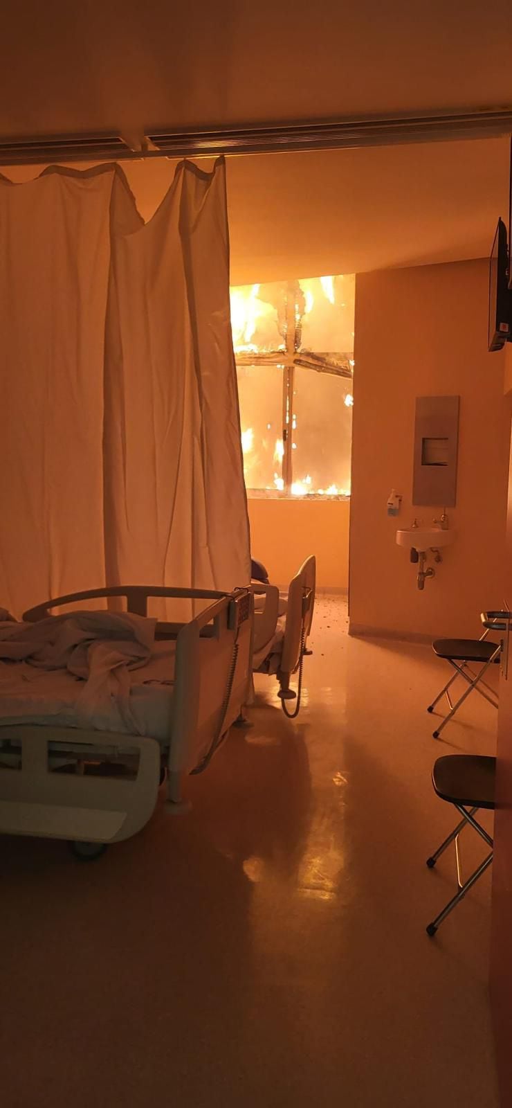 Habitación hospital Santa Lucía de Cartagena durante el incendio
