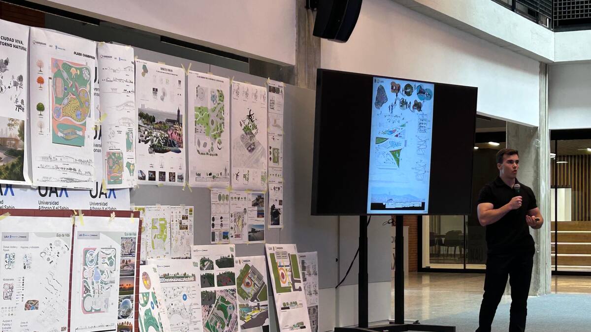 Estudiantes de arquitectura diseñan la reforma de la Plaza de la Estación de Colmenar Viejo