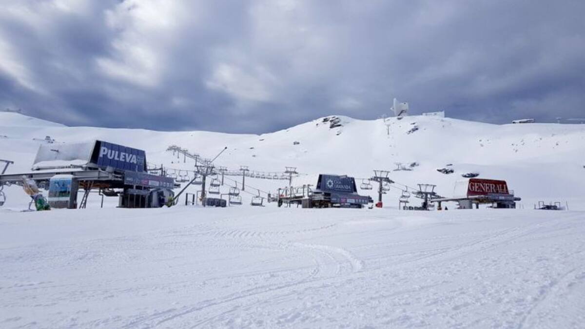 "Cuando llevábamos ya 3 metros dejamos de medir la nieve caída"