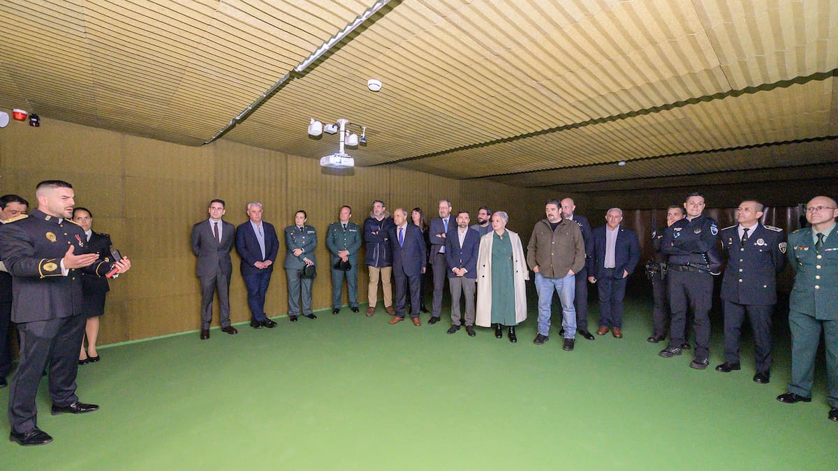 El nuevo cuartel de policía de Cabanillas es el único de la provincia con galería de tiro virtual y real