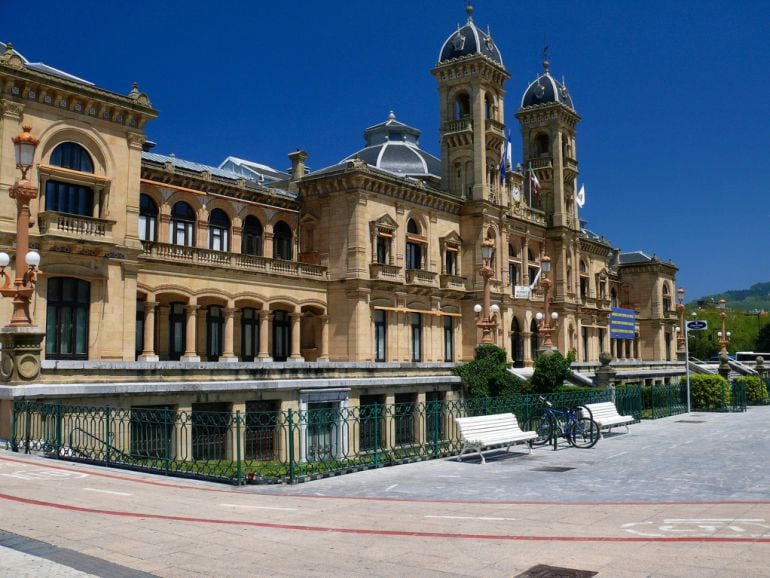 Fachada del Ayuntamiento de San Sebastián. 