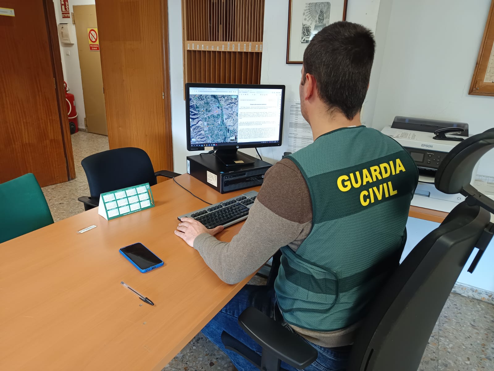 Guardia Civil investiga a una persona por un delito de simulación de delito y otro de estafa ocurridos en la localidad de Fraga.