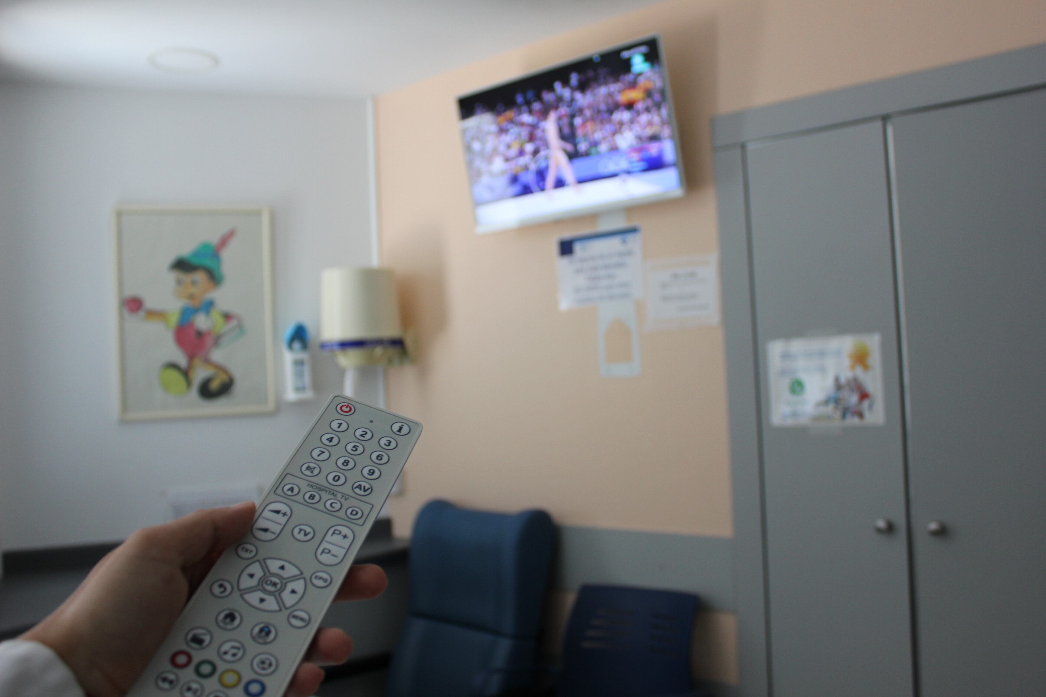 Finaliza la instalación de las nuevas televisiones en el Hospital General de Segovia