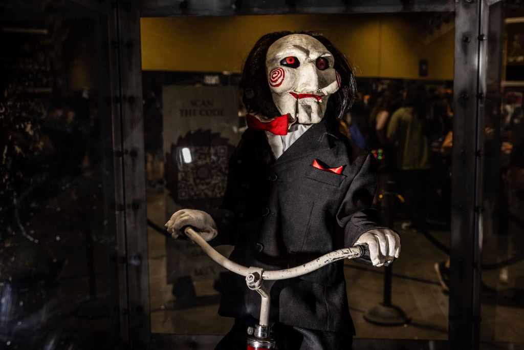 Un fan de la saga de terror disfrazado como el personaje principal de Saw