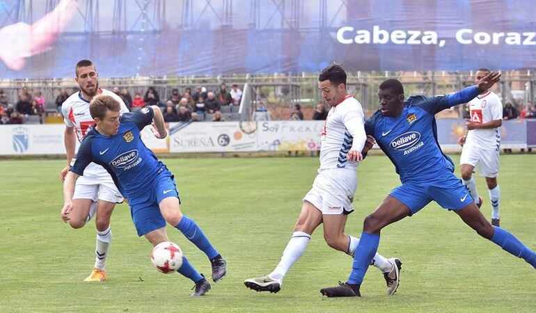 El C.F. Fuenlabrada y el C.F. Rayo Majadahonda, que se enfrentaron el pasado 30 de abril en el &#039;Fernando Torres&#039;, son los dos únicos equipos del Grupo 1 que tienen segura su presencia en el sorteo del lunes.