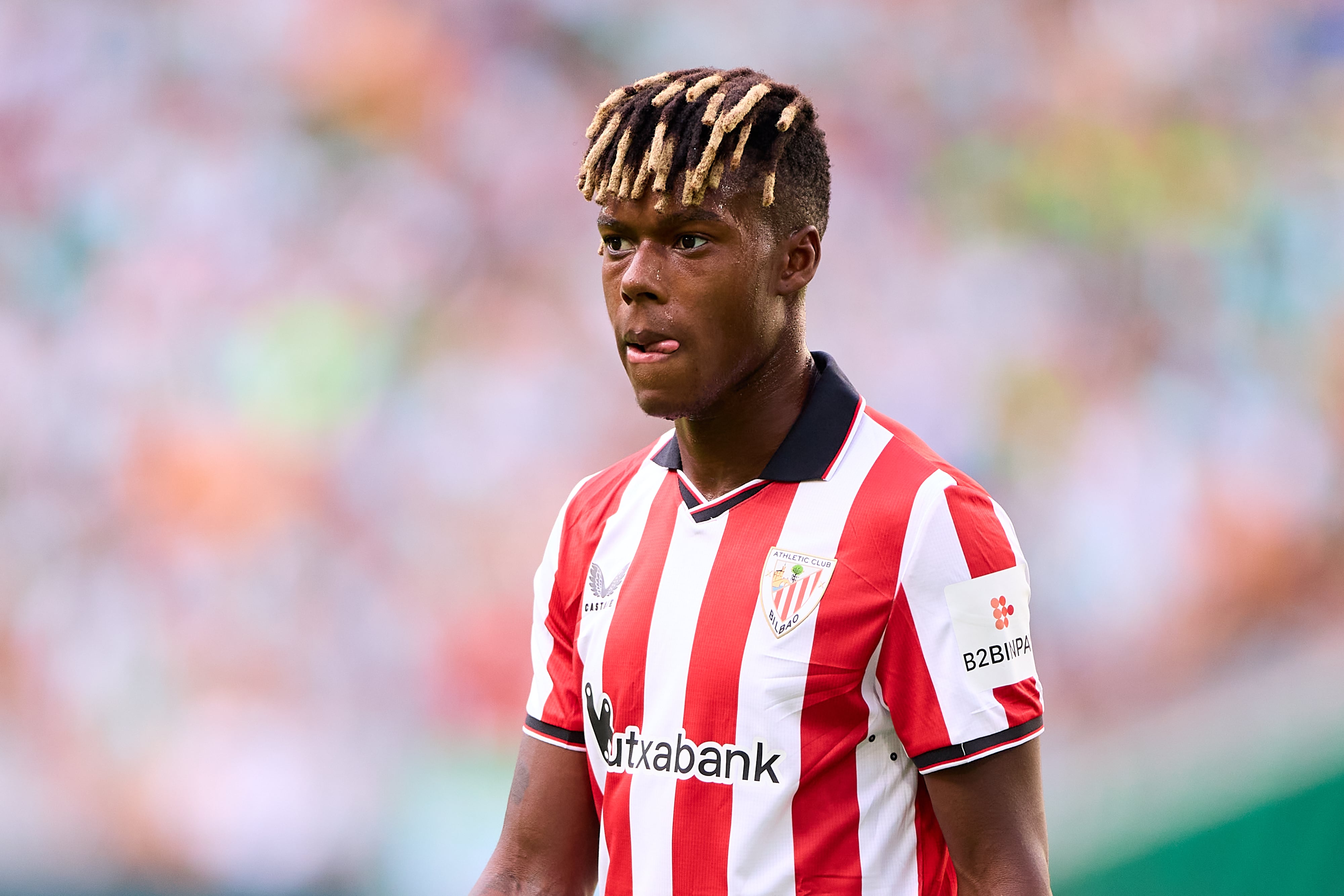 Nico Williams, durante el partido frente al Betis el pasado mes de agosto, último que disputó antes de su lesión