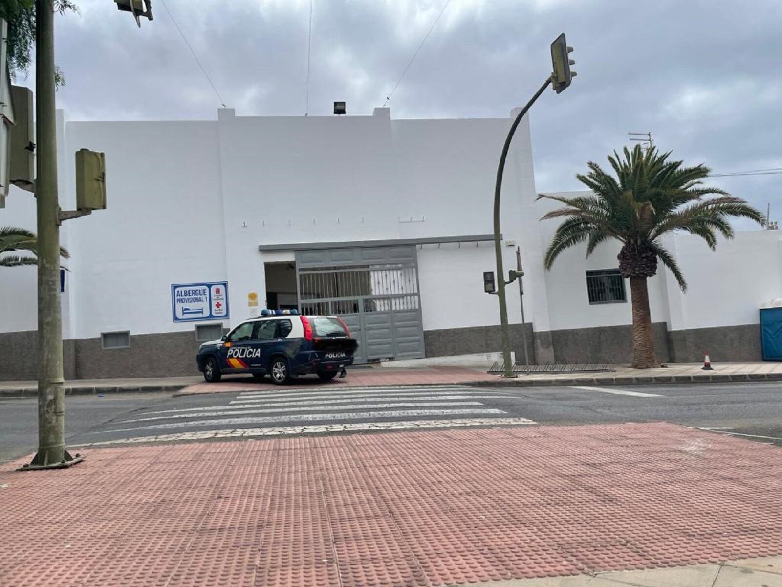 Coche de la Policía Nacional en el barrio de Titerroy de Arrecife, Lanzarote.