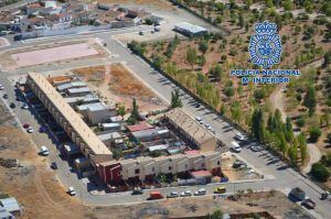 Vista a&eacute;rea de la barriada del Cerro de Linares donde se ubicaba el punto de venta de droga.