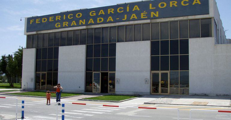 Una de las entradas al aeropuerto Granada-Jaén Federico García Lorca.