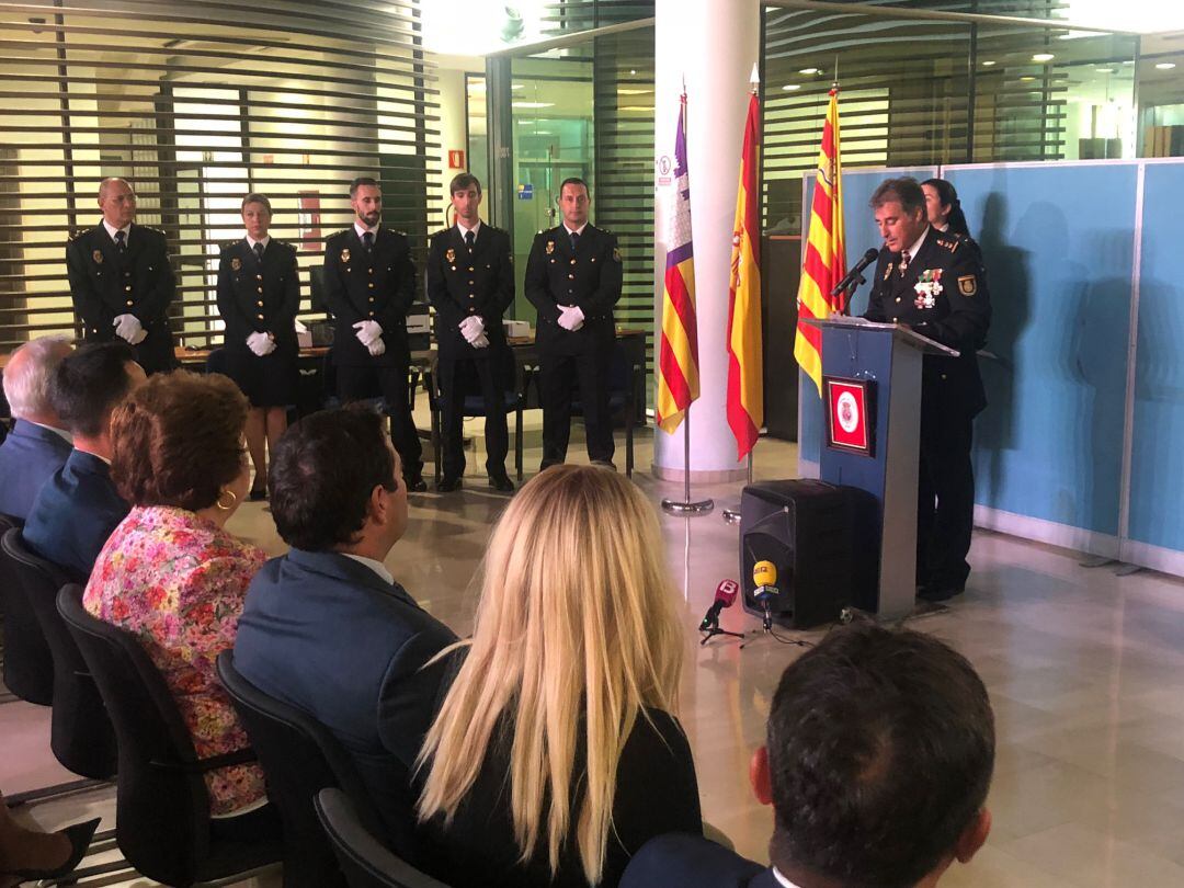 Un momento durante la celeración del acto de la Policía