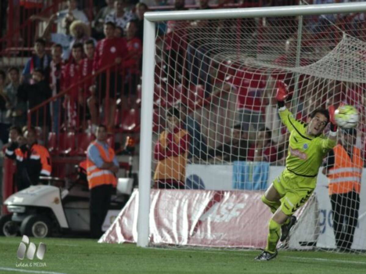 El Alavés empata y se proclama campeón de la Segunda División