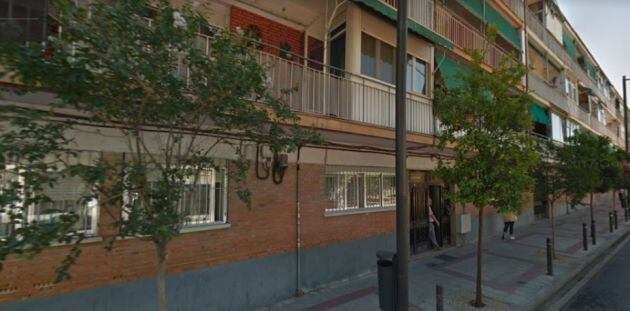 Portal del barrio de San Isidrio de Getafe donde ocurrió el crimen