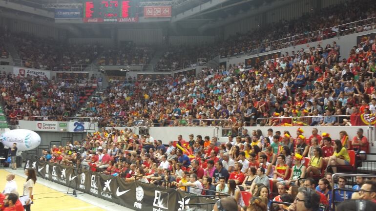 El Pabellón Príncipe Felipe se llenó para a apoyar a la Selección Española frente a la República Checa