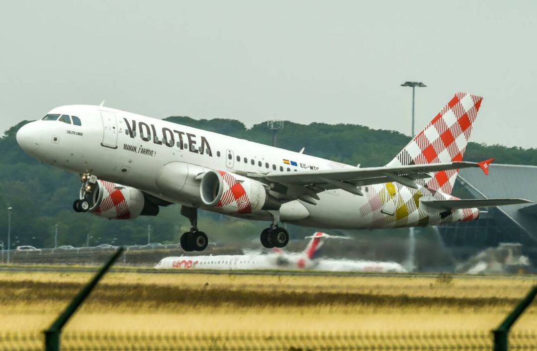 Volotea estudia nuevas rutas con Galicia, Cantabria y las islas a medio plazo