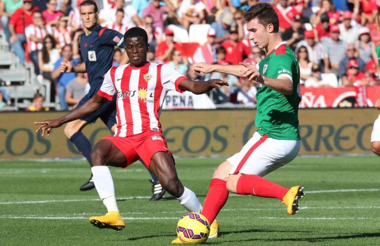 Aymeric Laporte, durante el partido frente al Almería el pasado sábado