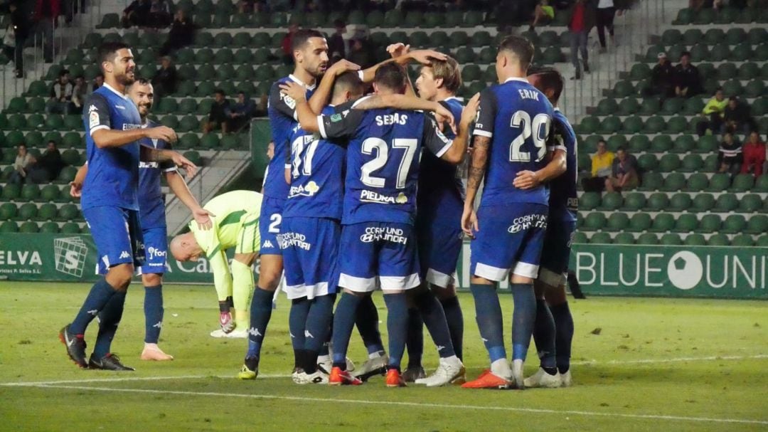 Los jugadores celebran uno de los goles 