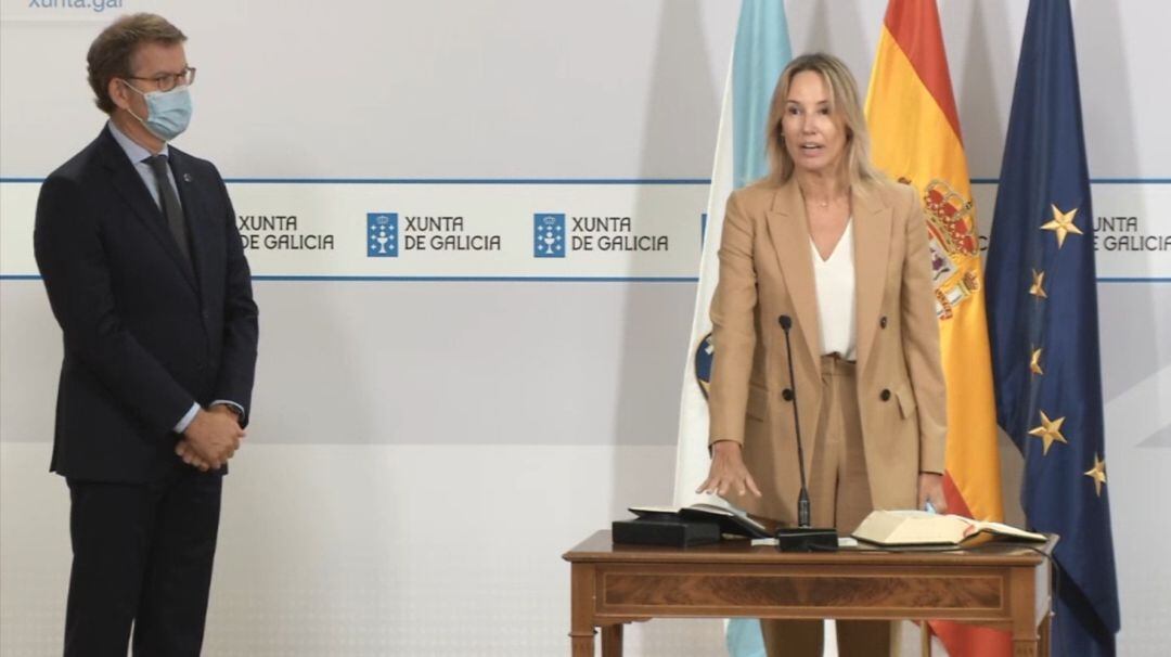 Momento de toma de posesión de Marta Fernández Tapias como nueva Delegada Territorioal de la Xunta de Galicia en Vigo.