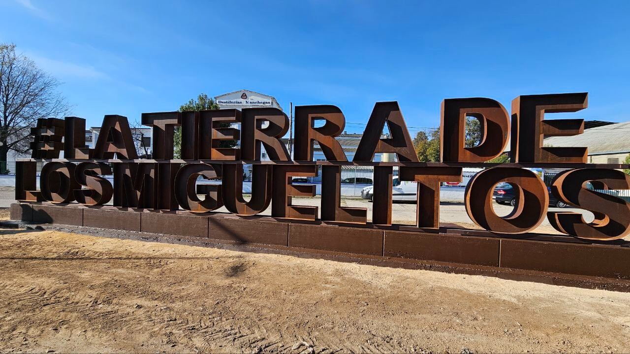 Escultura en La Roda