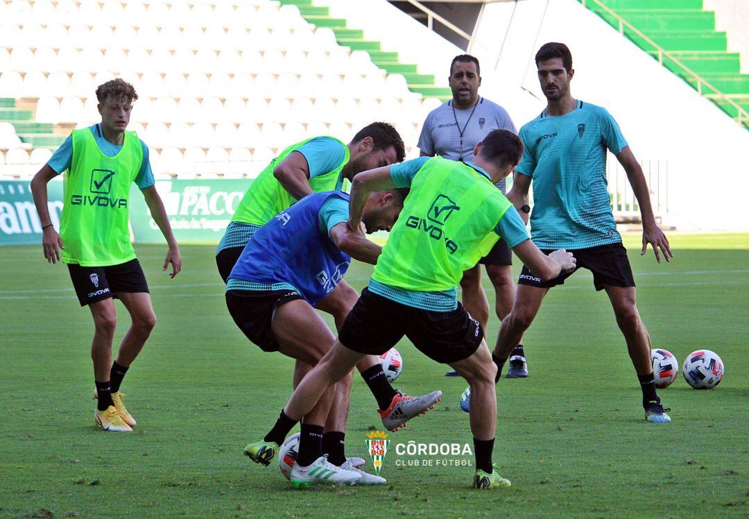 Los entrenamientos se desarrollan en el Arcángel