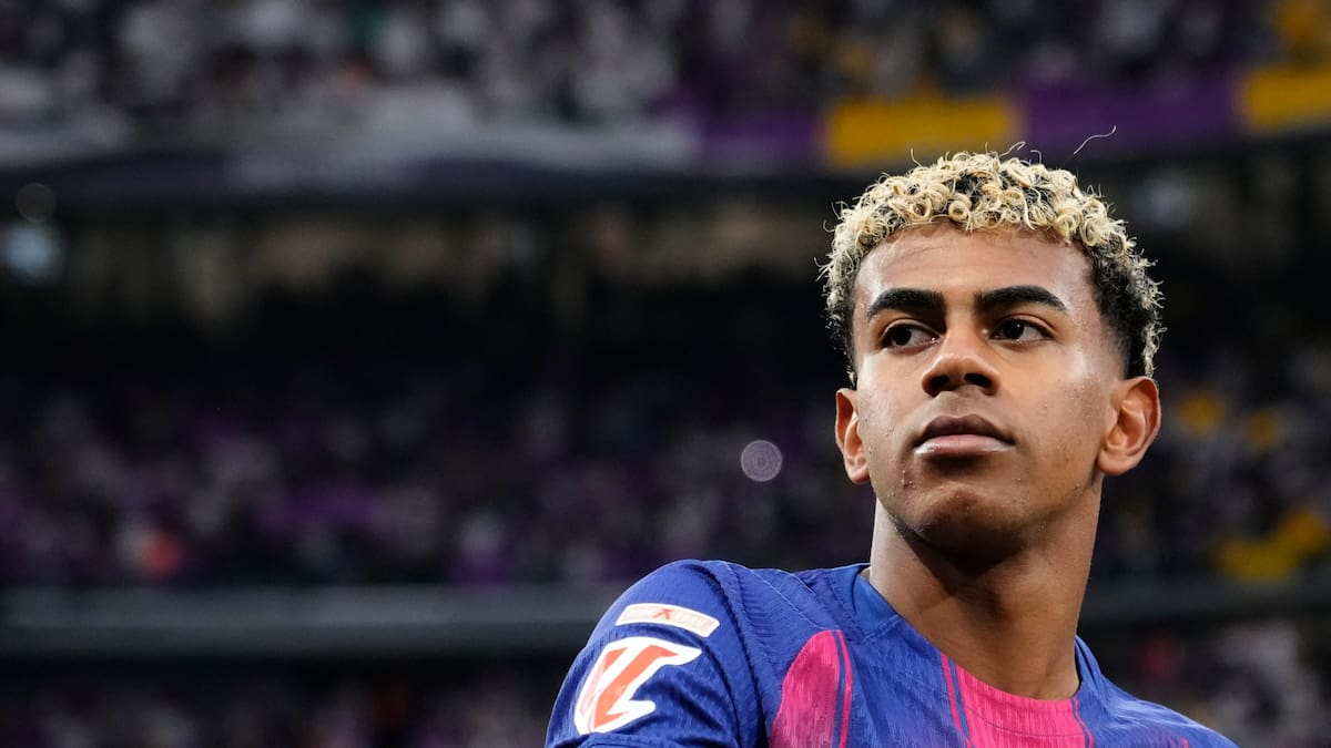 Albiol da un consejo a Lamine Yamal: "Hay que respetar a un club como el Real Madrid y a toda su historia"