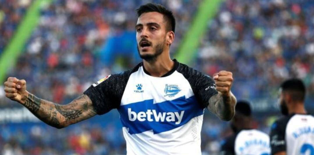 Joselu tiene ganas de jugar en el Sevilla.