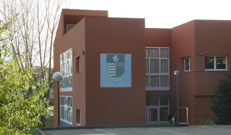 Instalaciones del colegio Peñalabra en el municipio de Miengo.