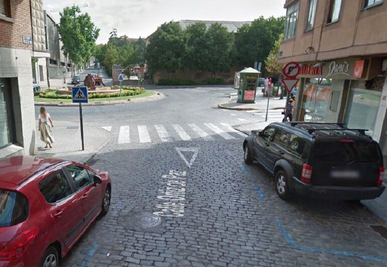 Paso de peatones de la Calle Ortiz de Paz