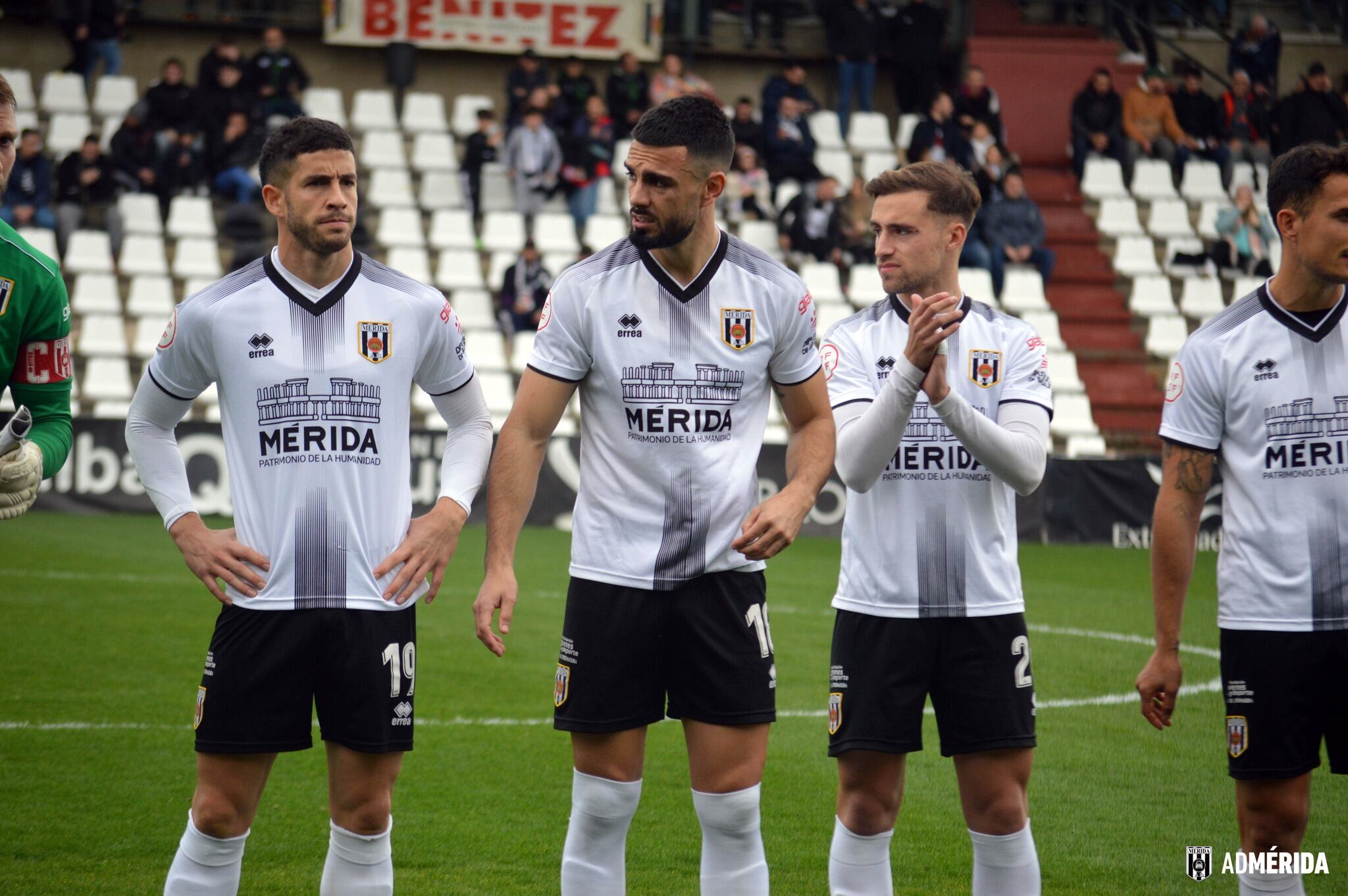 El Mérida se estrena en el Reino de León