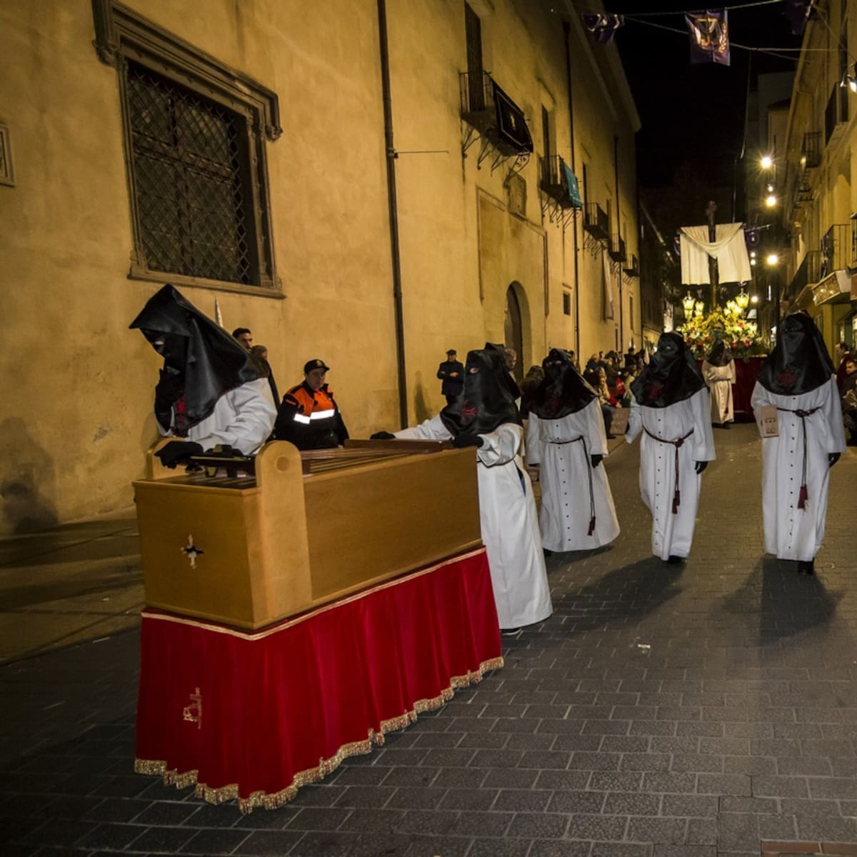 Exposición de 125 matracas, los instrumentos de percusión típicos de la Semana Santa
