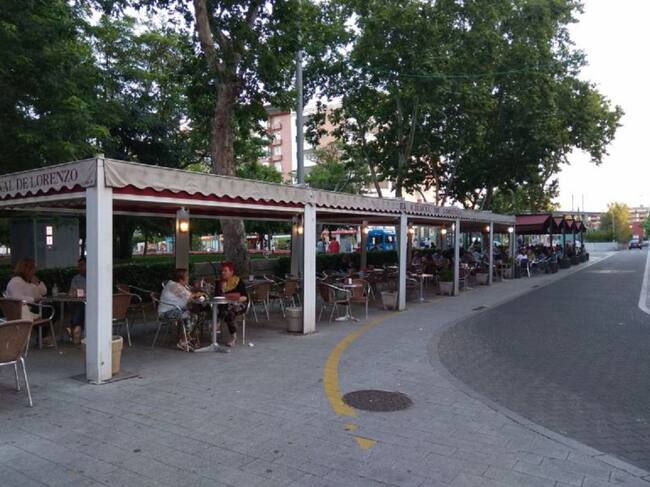 Foto de arcivo de las tearrazas del Salón