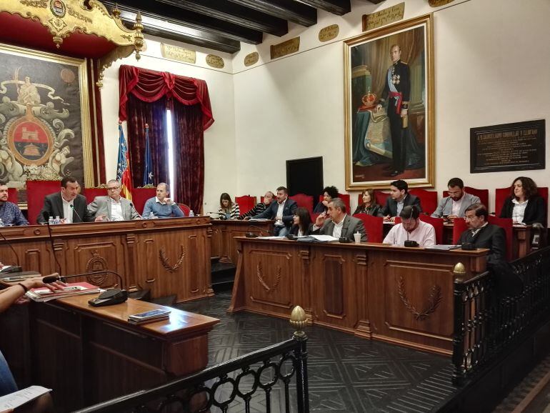 Un momento del pleno celebrado ayer en el Ayuntamiento