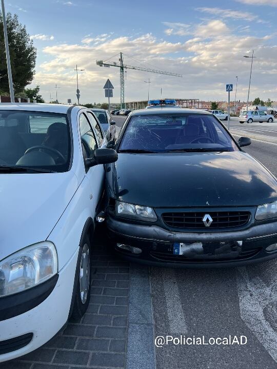 El vehículo se empotró después de conducir temerariamente